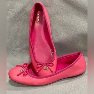 COACH Florabelle Hot Pink Round Toe Ballet Flat - Sz 9B